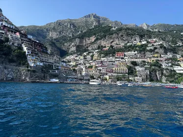 Da Amalfi, Maiori oder Salerno: Private Bootsfahrt an der Amalfiküste