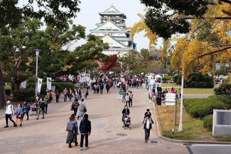 Osaka: Private Full-Day Tour with Hotel Pickup
