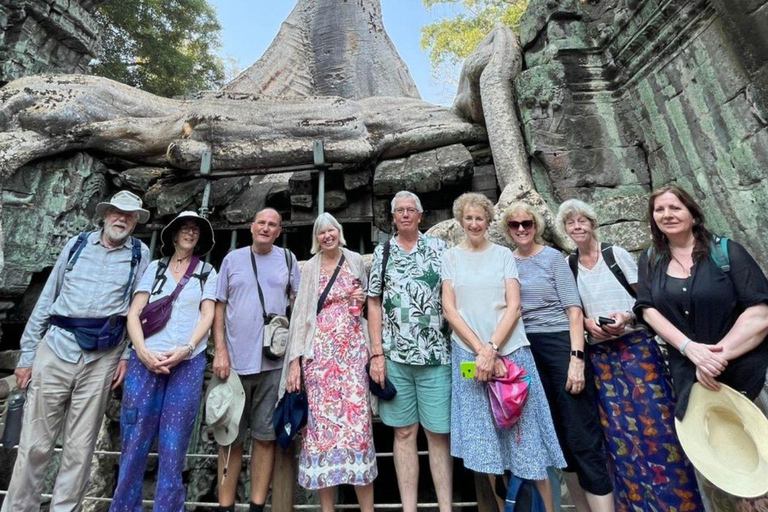 From Siem Reap: Phnom Penh Day Trip with Transfers Private Tour