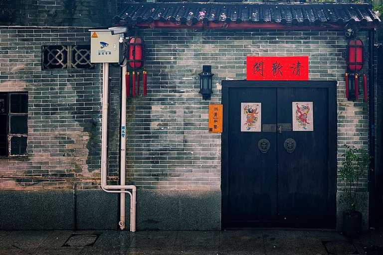 Guangzhou: Cantonese Morning Tea and Culture Walking Tour Guangzhou Private Tour ：Cantonese Culture Matters