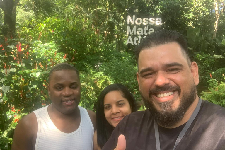 Foz do Iguaçu: Falls, Bird Park, and Macuco Safari Tour