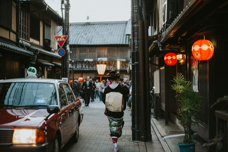 Kyoto: Kiyomizu-dera, Ninenzaka & Gion Evening Tour Group Tour