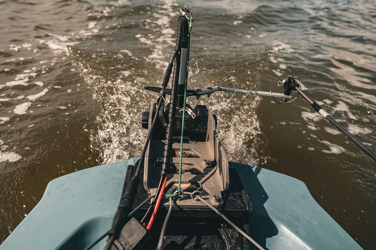 Corpus Christi: Motorized Kayak Rental