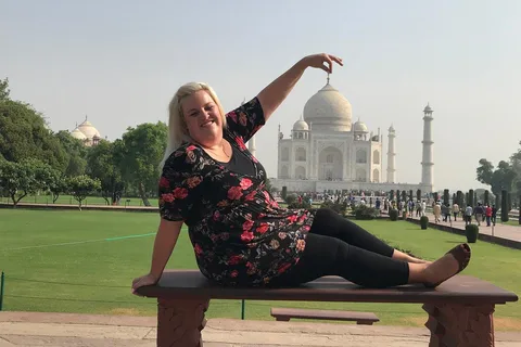 Same day Taj Mahal and Agra fort tour from Kolkata