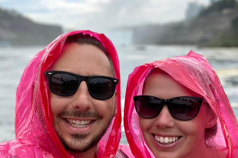 Cataratas do Niágara: Tour c/ Torre, Viagem e Cruzeiro de BarcoEpic Niagara Falls Tour c/ Torre, Viagem e Cruzeiro de Barco