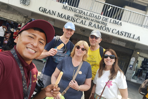 Lima: City Walking Tour with Catacombs and Fruit Tasting