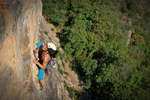 Cuenca: Women-Only Sport Climbing Course