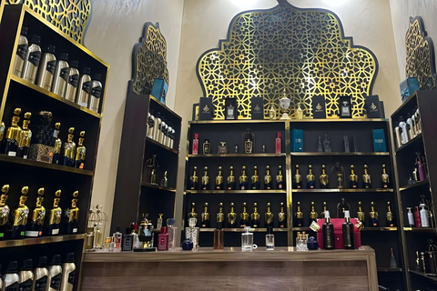 Djerba : Medina Discovery & Perfume mixing Houmt Essouk