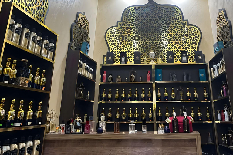 Djerba : Medina Discovery & Perfume mixing Houmt Essouk