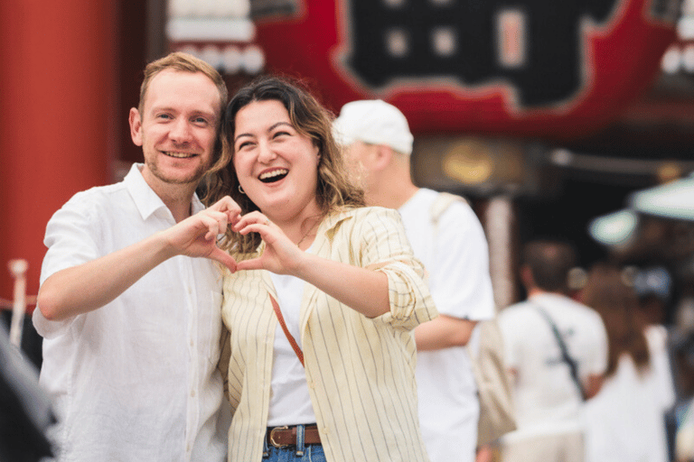 Tokyo: Asakusa Temple & Shrine Walking Tour with Local Guide Tokyo: Asakusa Guided Walking Tour Visiting Sensoji Temple