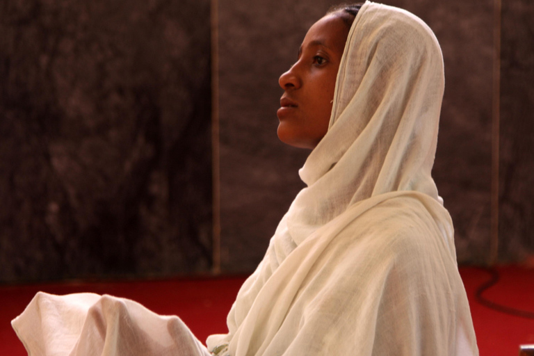 Império histórico de Axum e o impressionante Monte Gheralta.