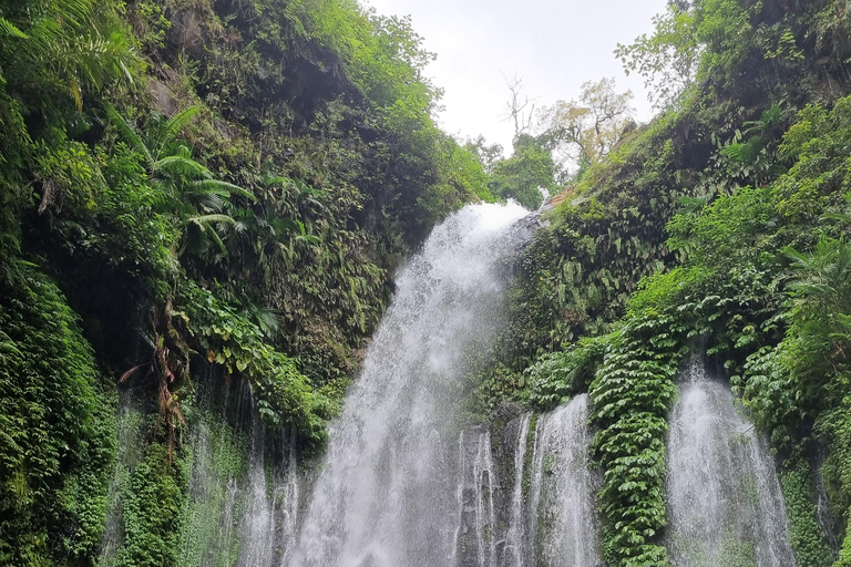 Lombok: Privétour op maat met chauffeur-gidsNoord-Lombok Tour vanuit Zuid-Lombok