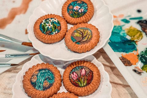 2-Hr Coffee and Biscuit Painting - Edible Paint - Image 2