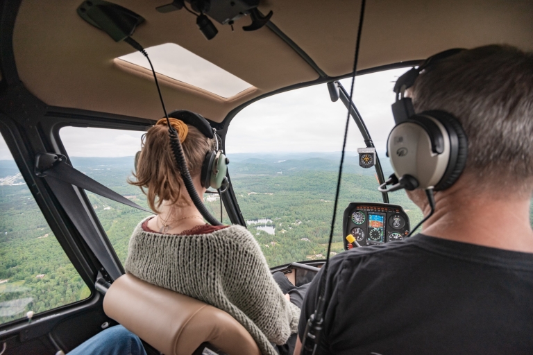 Mont Tremblant: tour en helicóptero con escala opcionalVuelo de 30 minutos con escala