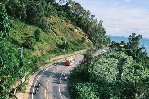 Da Nang: Private Da Nang City Tour & Local Guides & 3 stops From Da Nang: Marble Mountains, Lady Budda & Dragon Bridge