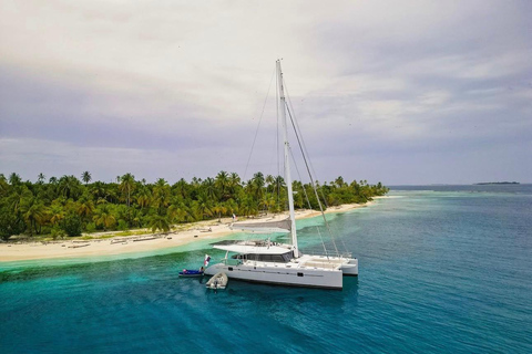 Mauritius: Catamaran Cruise with BBQ, Snorkeling, & Pickup