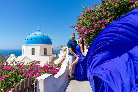 Santorini: Private Photoshoot with Dress Rental & Transfer