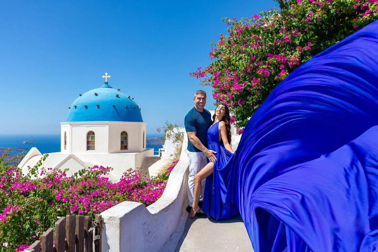 Santorini: Private Photoshoot with Dress Rental & Transfer