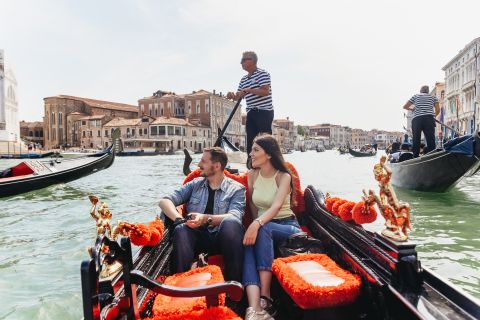 Venezia: Grand Canal Gondola Ride med appkommentarer
