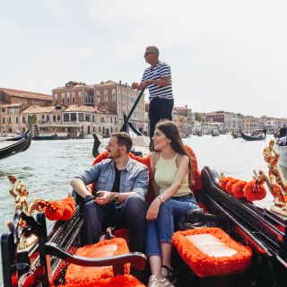 Venezia: giro in gondola sul Canal Grande e commento su app