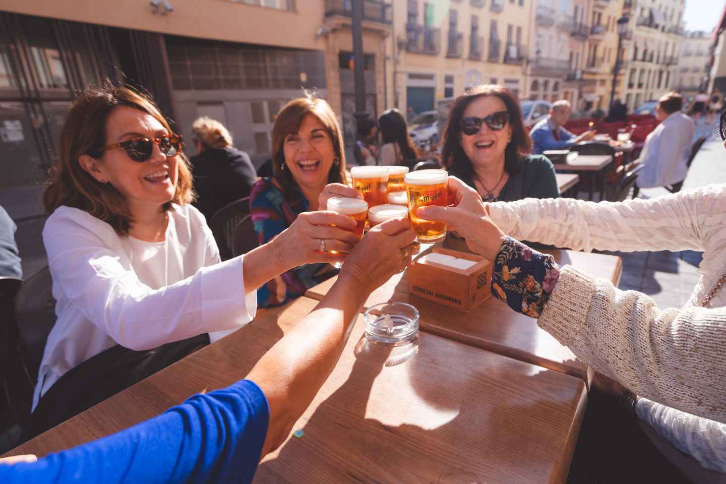 Valencia: Tapas and Drinks Walking Tour - Valencia: Tapas and Drinks Walking Tour