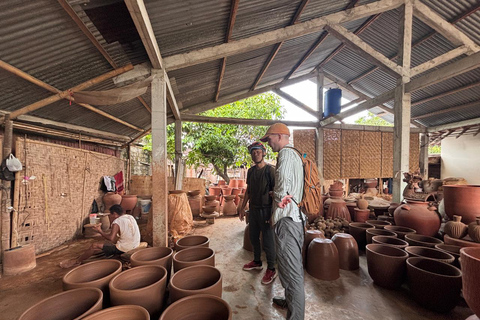 Yogyakarta: Bike Tour, Pottery, Ricefield, Museum With Lunch Bike, Pottery Class, Rice fields, Museum (No Lunch)