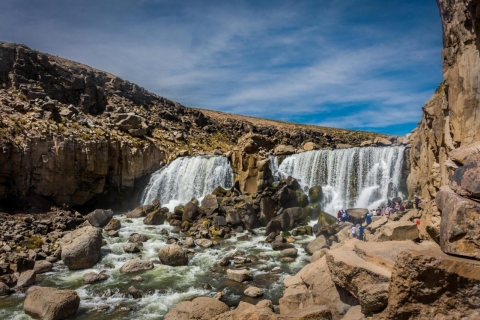 On the way to Pillones waterfall: Excursion from Arequipa