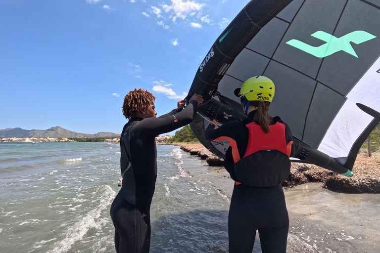 Alcudia: Wing Foil Experience with Equipment Alcudia: Wing Foil Experience with Equipment - Semi Private