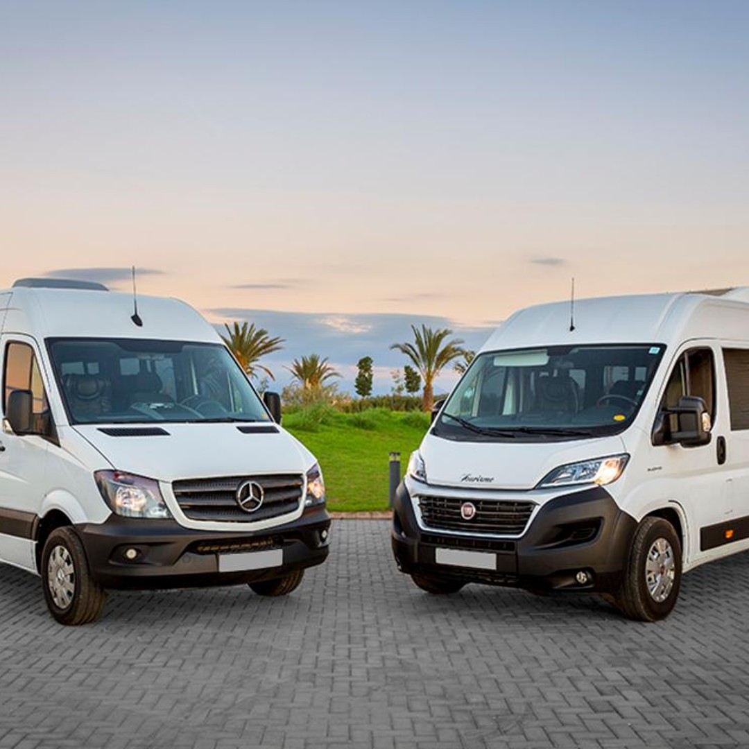 Depuis Casablanca : transfert de l'hôtel à Marrakech en minibus