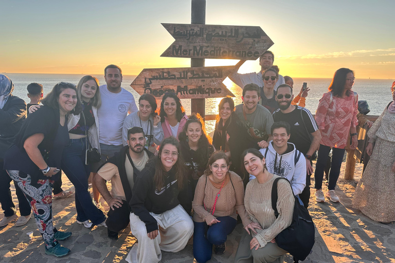 Excursión de un día desde la zona de Málaga a Tánger Marruecos Todo incluidoCruce del Estrecho de Gibraltar de Málaga a Tánger en un día