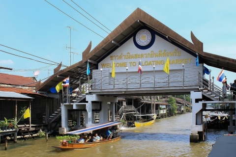 Bangkok: Damnoen Saduak Market and Maeklong Railway Market Group Tour with Hotel Pickup