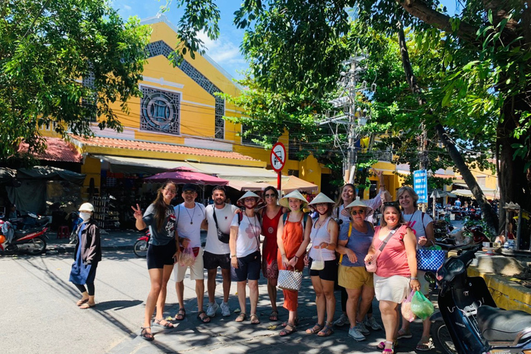 From Hoi An: Market Tour, Basket Boat Ride and Cooking Class