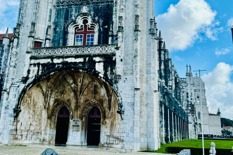 Lizbona: Belem Tour by TukTukLizbona: Belem TukTuk Tour