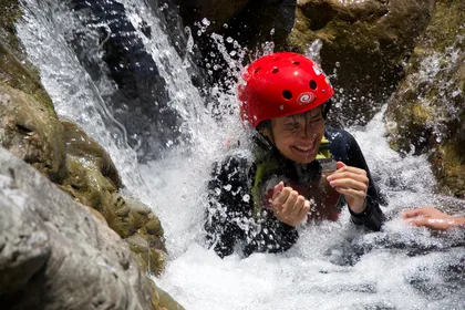 Bagni di Lucca: Canyoning-Abenteuer für Familien Bagni di Lucca: Canyoning-Abenteuer für Familien