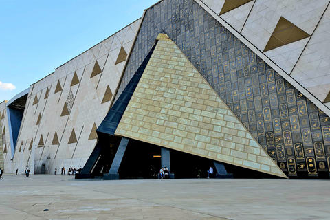 Le Caire : Grand musée égyptien, visite des pyramides et du Sphinx et déjeunerVisite guidée privée avec déjeuner