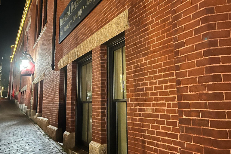 Passeio fantasma pelo porto antigo de Portland