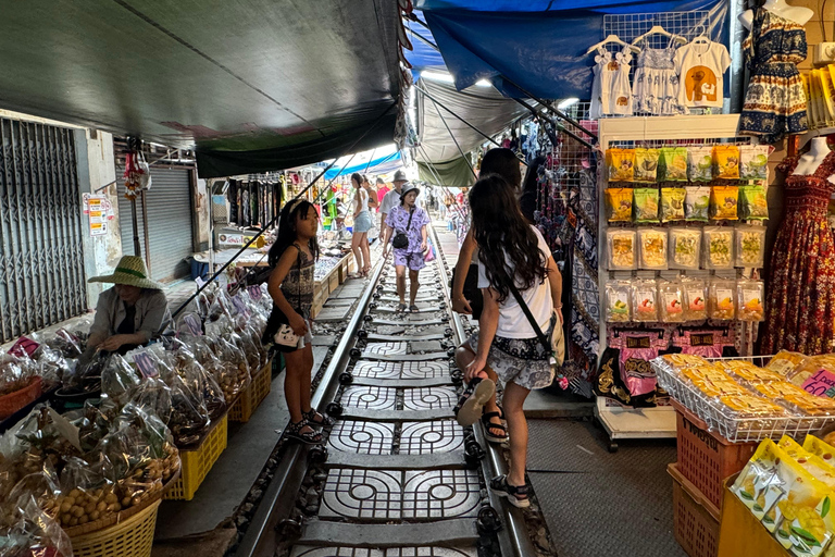 Bangkok: Floating Market & Railway Market with Hotel Pick Up