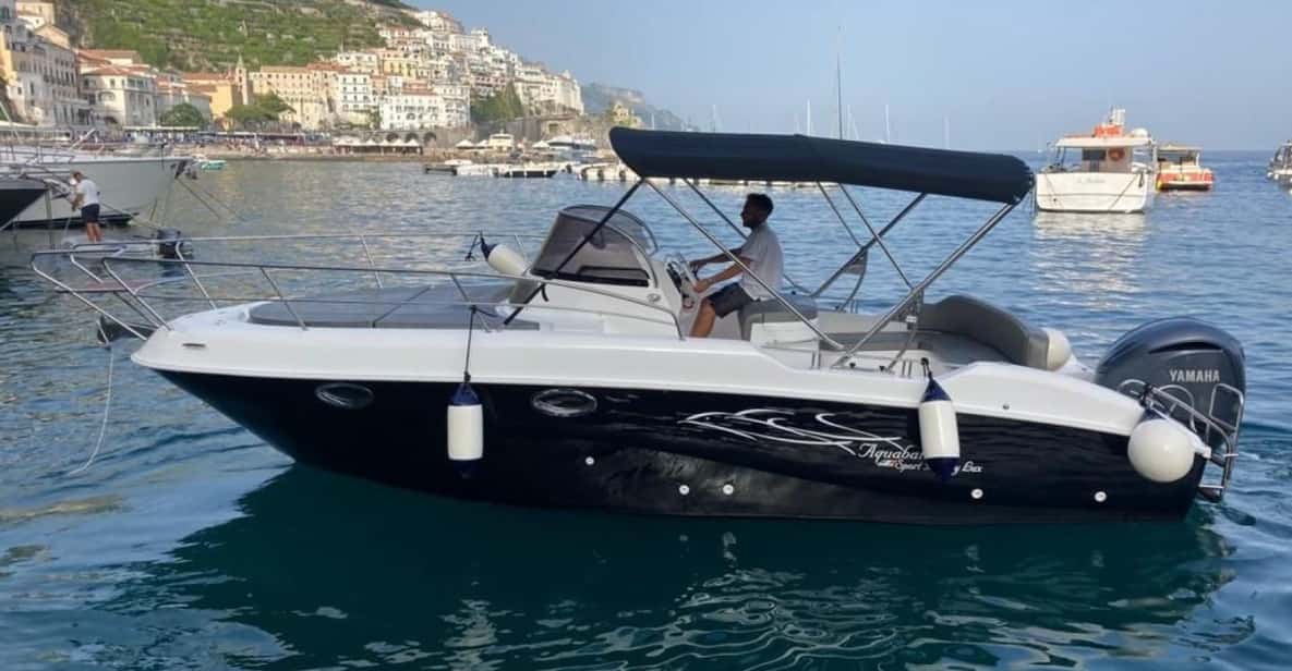 Afbeelding 1 van Taormina & Naxos: Privéboottocht Cinema, Mito en Relax d'Elite