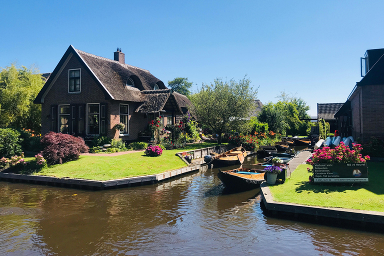 Amsterdam: Giethoorn, Afsluitdijk and Zaanse Schans Day Trip Shared Tour
