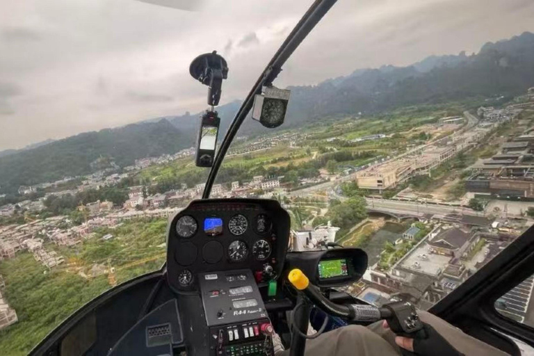 Zhangjiajie: Helicopter Flight Experience Helicopter Charter Route F Experience