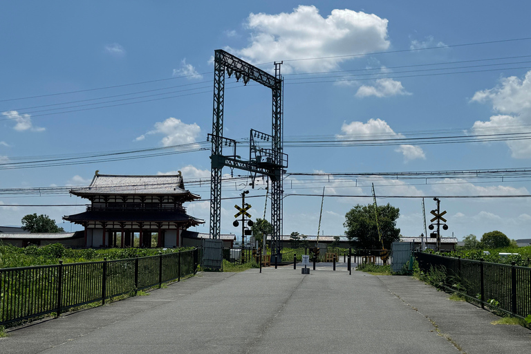 Nara: Gamla kejsarpalatset, Heijokyu - Guidad tur 2HNara: Avtäck det 1300-åriga arvet från Heijo-palatset på 2 timmar