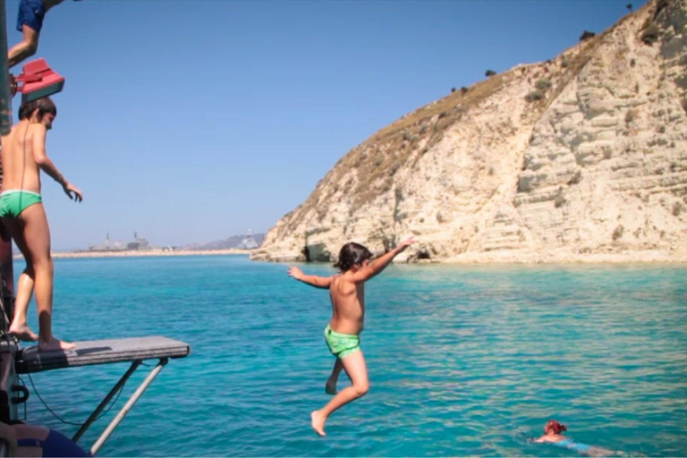 Chania: Souda Bay Pirate Cruise with Swim Stops