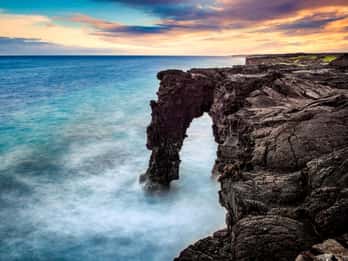 Spectacle de l'île d'Hawaï : Une aventure majestueuse sur l'île circulaire