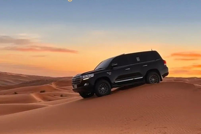 Doha: ATV/ Quad Biking, 4x4 Safari, Camel Ride/ Sandboarding Group Tour With Hotel Transfers