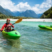 Bovec: Wildwasser-Kajakfahren auf dem Fluss Soča