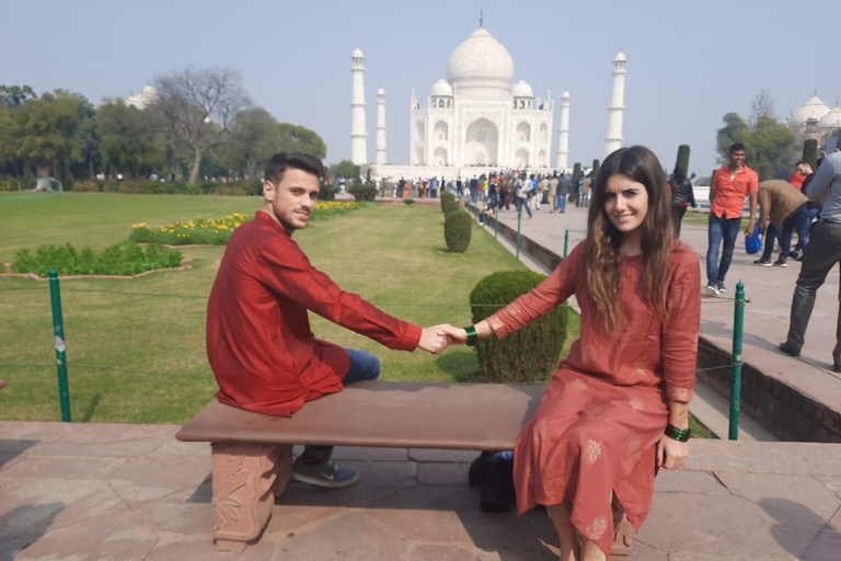 Excursão de um dia ao Taj Mahal e ao Forte de Agra a partir de PunePasseio sem voos