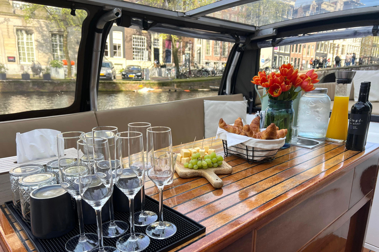 Crucero de invierno para grupos reducidos en Ámsterdam, con aperitivos y bebidas incluidos