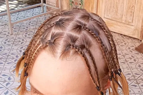 Serviço de tranças de cabelo de Bali: Tranças especializadas na porta de sua casa