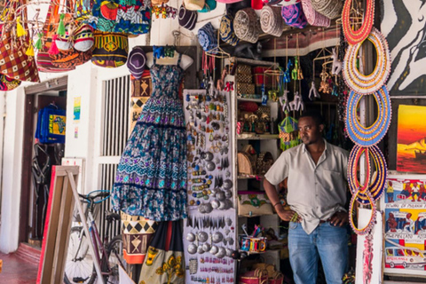 ZANZIBAR: Kryddodling, Stone Town-rundtur och Makachu DiversPRIVAT TUR TRANSFER INGÅR EJ