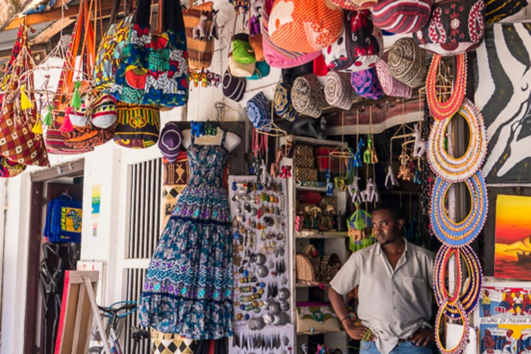 ZANZIBAR: Kryddodling, Stone Town-rundtur och Makachu DiversPRIVAT TUR TRANSFER INGÅR EJ